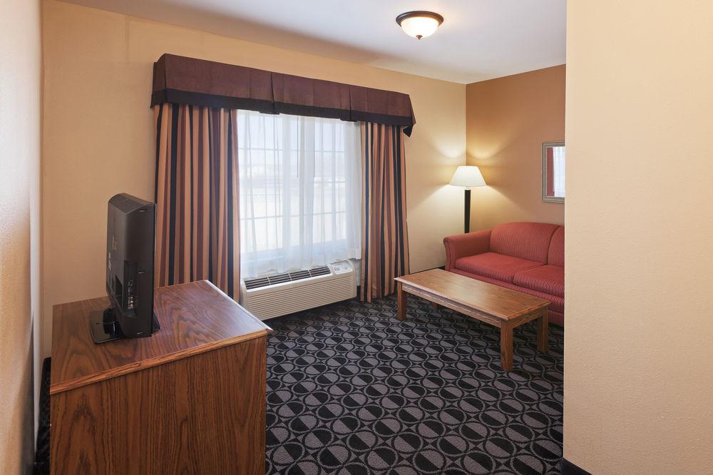 Holiday Inn Express Hereford By Ihg Exterior photo